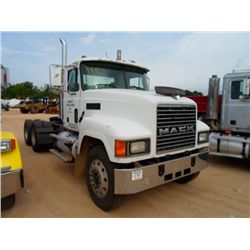 2001 MACK CH613 T/A TRUCK TRACTOR