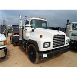 1994 MACK RD688S T/A TRUCK TRACTOR