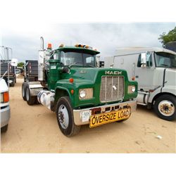 1988 MACK R688ST T/A TRUCK TRACTOR