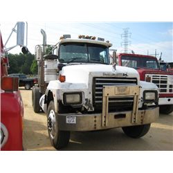 1993 MACK RD688 T/A TRUCK TRACTOR