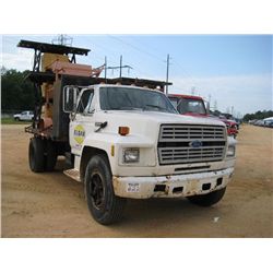 1993 FORD F600 S/A ATTENUATOR TRUCK