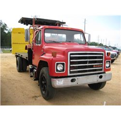 1988 INTERNATIONAL S1600 S/A FLATBED ATTENUATOR TRUCK