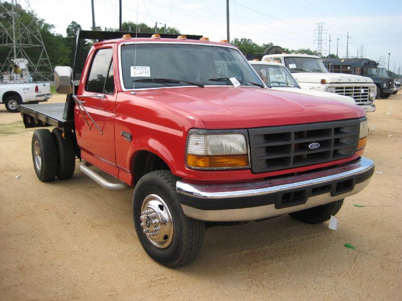 1996 FORD F SUPER DUTY S/A FLATBED TRUCK