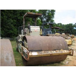 INGERSOLL RAND SD100 VIBRATORY ROLLER