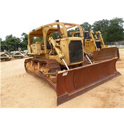 CAT D7F CRAWLER TRACTOR