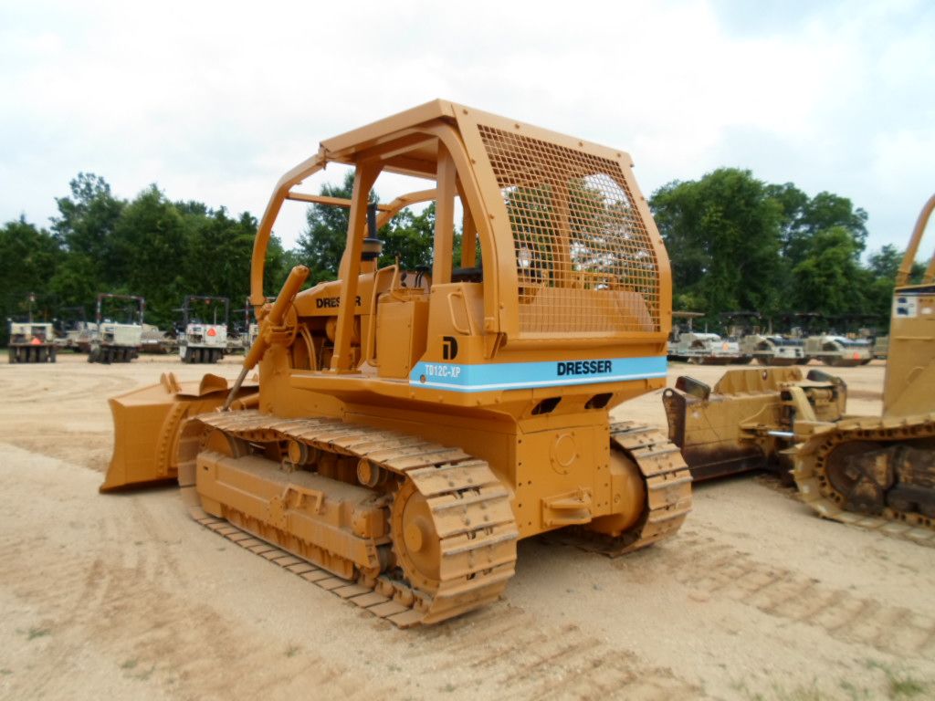 DRESSER TD12CXP CRAWLER TRACTOR J.M. Wood Auction Company, Inc.