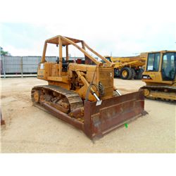 JOHN DEERE 750 CRAWLER TRACTOR