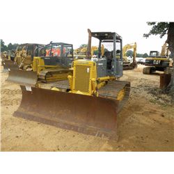 KOMATSU D32P-1 CRAWLER TRACTOR