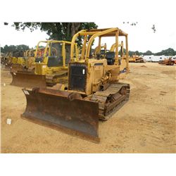 KOMATSU D31E-18 CRAWLER TRACTOR