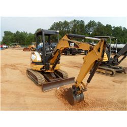 CAT 303CR MINI HYDRAULIC EXCAVATOR