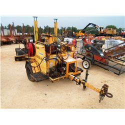 LEEBOY TAR KETTLE W/ HONDA GAS ENGINE