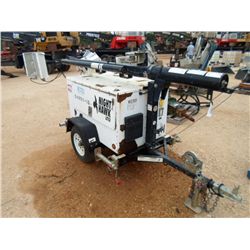 MULTIQUIP NIGHT HAWK LITE PLANT LT-12 (05 YR) 4X1000 WATT LIGHT TOWER