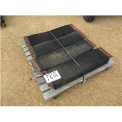 (1) LOT DOCK BUMPERS