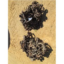 1 SET SKIDDER CHAINS