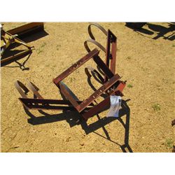 SPRING TOOTH CULTIVATOR