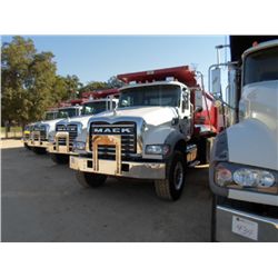 2012 MACK GU713 TRI-AXLE DUMP
