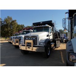 2012 MACK GU713 TRI-AXLE DUMP