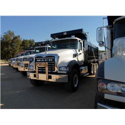 2012 MACK GU713 TRI-AXLE DUMP