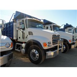 2005 MACK CV713 TRI-AXLE DUMP