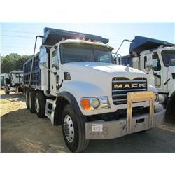 2004 MACK CV713 TRI-AXLE DUMP
