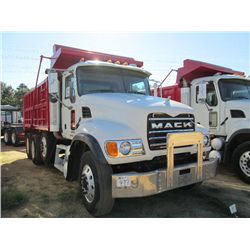 2004 MACK CV713 TRI-AXLE DUMP