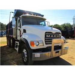 2004 MACK CV713 TRI-AXLE DUMP