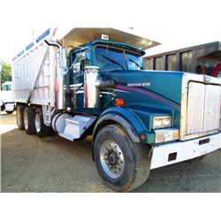 1998 WESTERN STAR 4964F TRI-AXLE DUMP