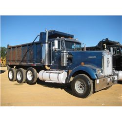 1999 KENWORTH TRI-AXLE DUMP