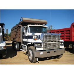 1995 FORD LTL 9000 TRI-AXLE DUMP