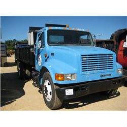 2001 INTERNATIONAL 4700 S/A FLATBED