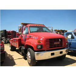 2001 GMC C6500 S/A WRECKER
