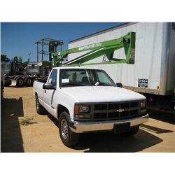 1995 CHEVROLET 2500 BUCKET TRUCK
