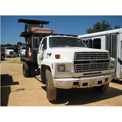 1993 FORD F600 S/A ATTENUATOR TRUCK