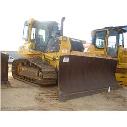KOMATSU D61EX-15 CRAWLER TRACTOR