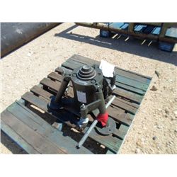 HYDRAULIC AIRCRAFT JACK