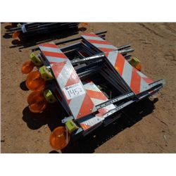 SAFETY BARRICADE W/LIGHT