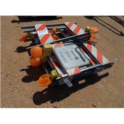 SAFETY BARRICADE W/LIGHT