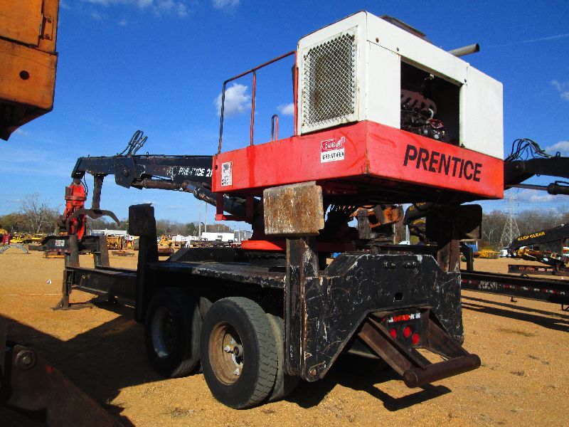 PRENTICE 210D LOG LOADER