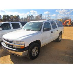 2004 CHEVROLET SUBURBAN 4X4