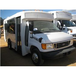 2004 FORD E350 CHAMPION 13 PASSENGER BUS