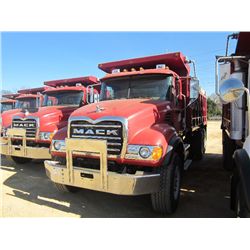 2004 MACK CV713 T/A DUMP