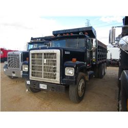 1984 INTERNATIONAL 4300 T/A DUMP