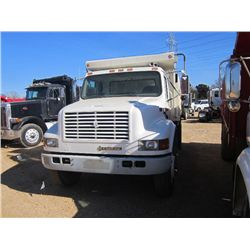 2000 INTERNATIONAL 4900 S/A DUMP