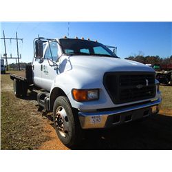2000 FORD F650 S/A FLATBED