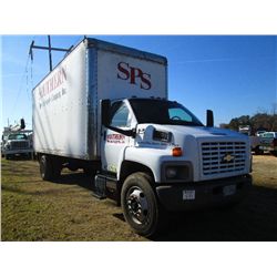 2004 CHEVROLET C6500 S/A VAN TRUCK