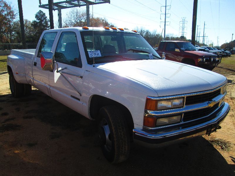 1999 CHEVROLET 3500 DUALLY PICKUP J.M. Wood Auction Company, Inc.
