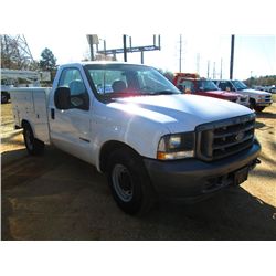 2002 FORD S/A SERVICE TRUCK