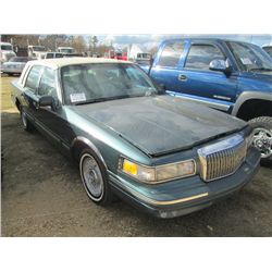 1996 LINCOLN CONTINENTAL TOWN CAR