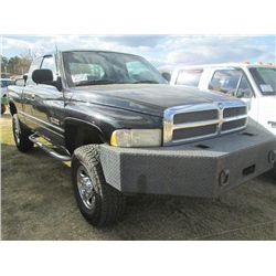 1998 DODGE 2500 EXTENDED CAB 4X4 PICKUP