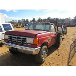 1991 FORD SUPER DUTY FLATBED TRUCK